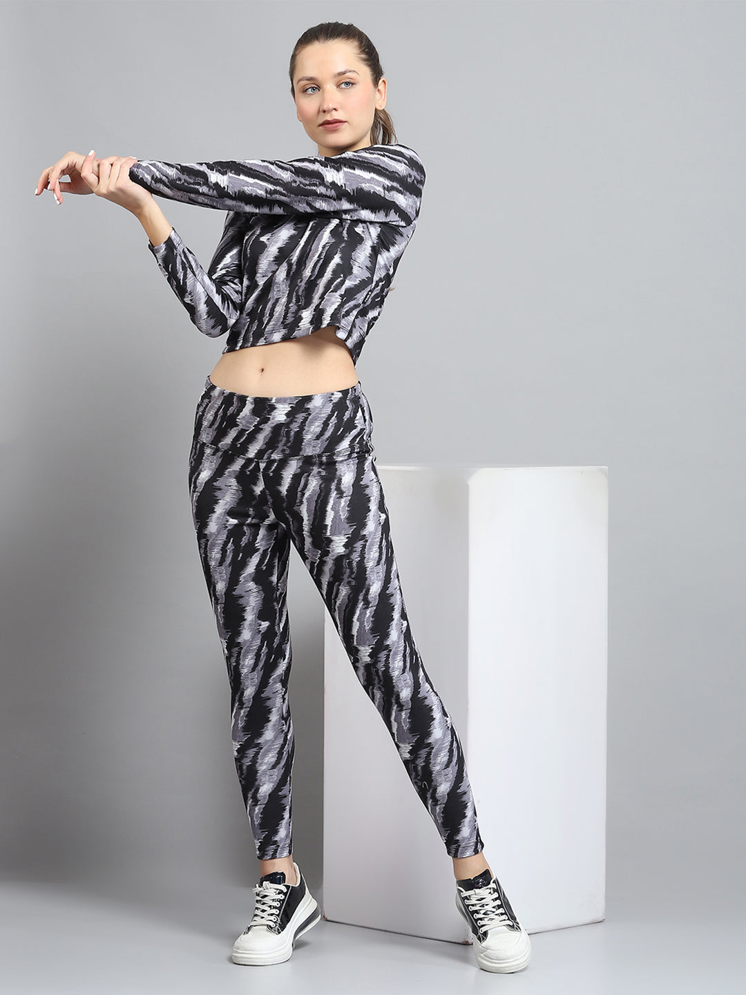 Rock.it Women Black Printed Round Neck Full Sleeve Tracksuit