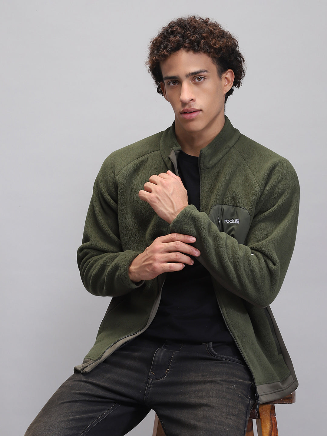 Rock.it Men Olive Solid Mock Neck Full Sleeve Sweatshirt