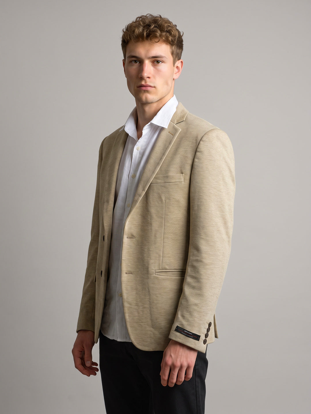 Men Beige Solid Lapel Collar Full Sleeve Coat