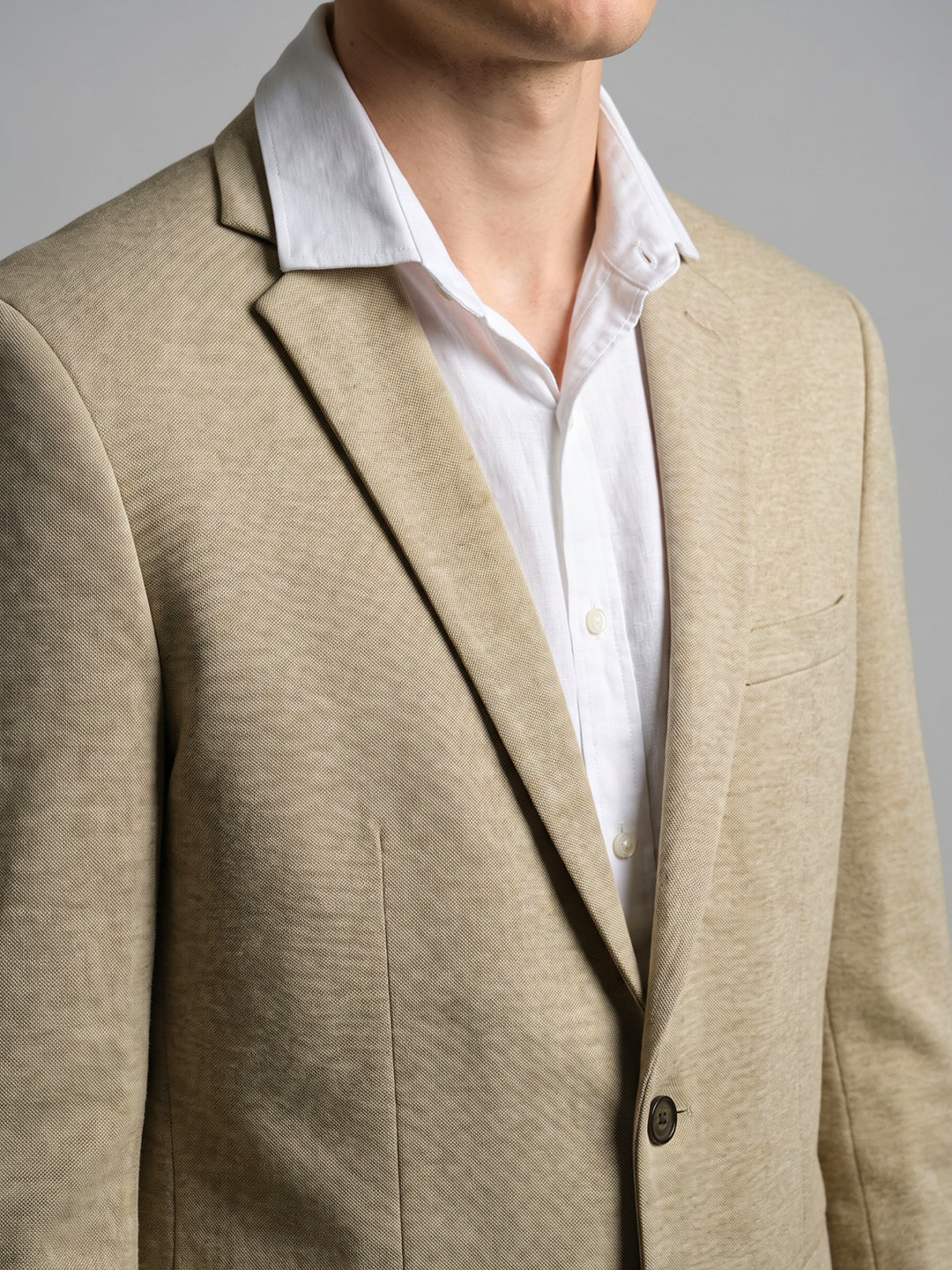 Men Beige Solid Lapel Collar Full Sleeve Coat