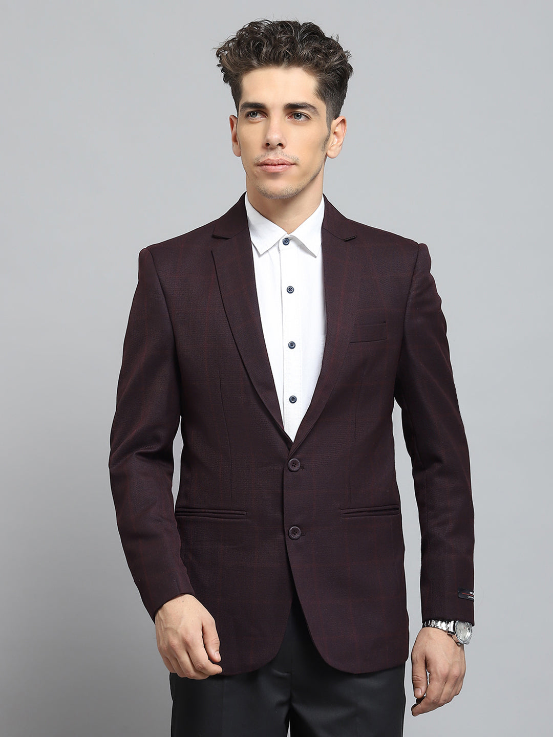 Men Maroon Solid Notch Lapel Collar Full Sleeve Blazer
