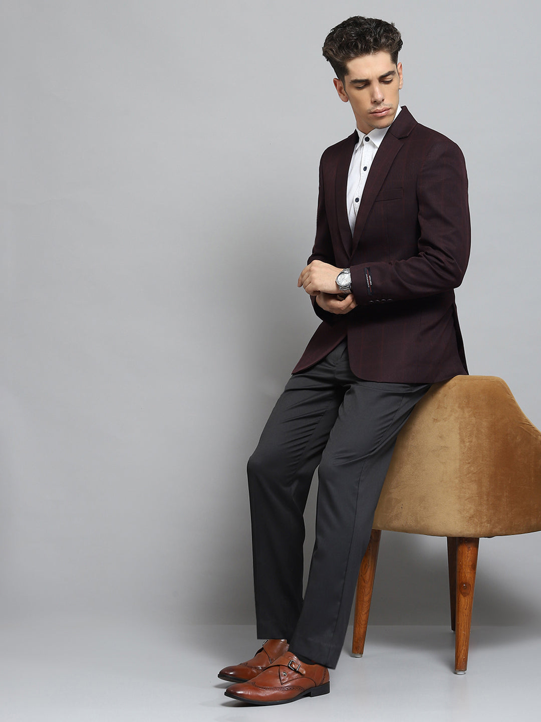 Men Maroon Solid Notch Lapel Collar Full Sleeve Blazer