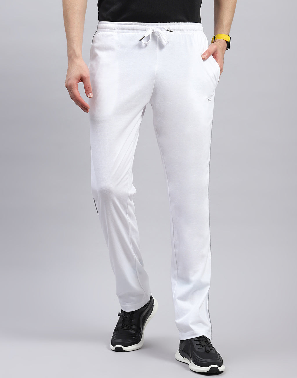 Men White Solid Regular Fit Lower