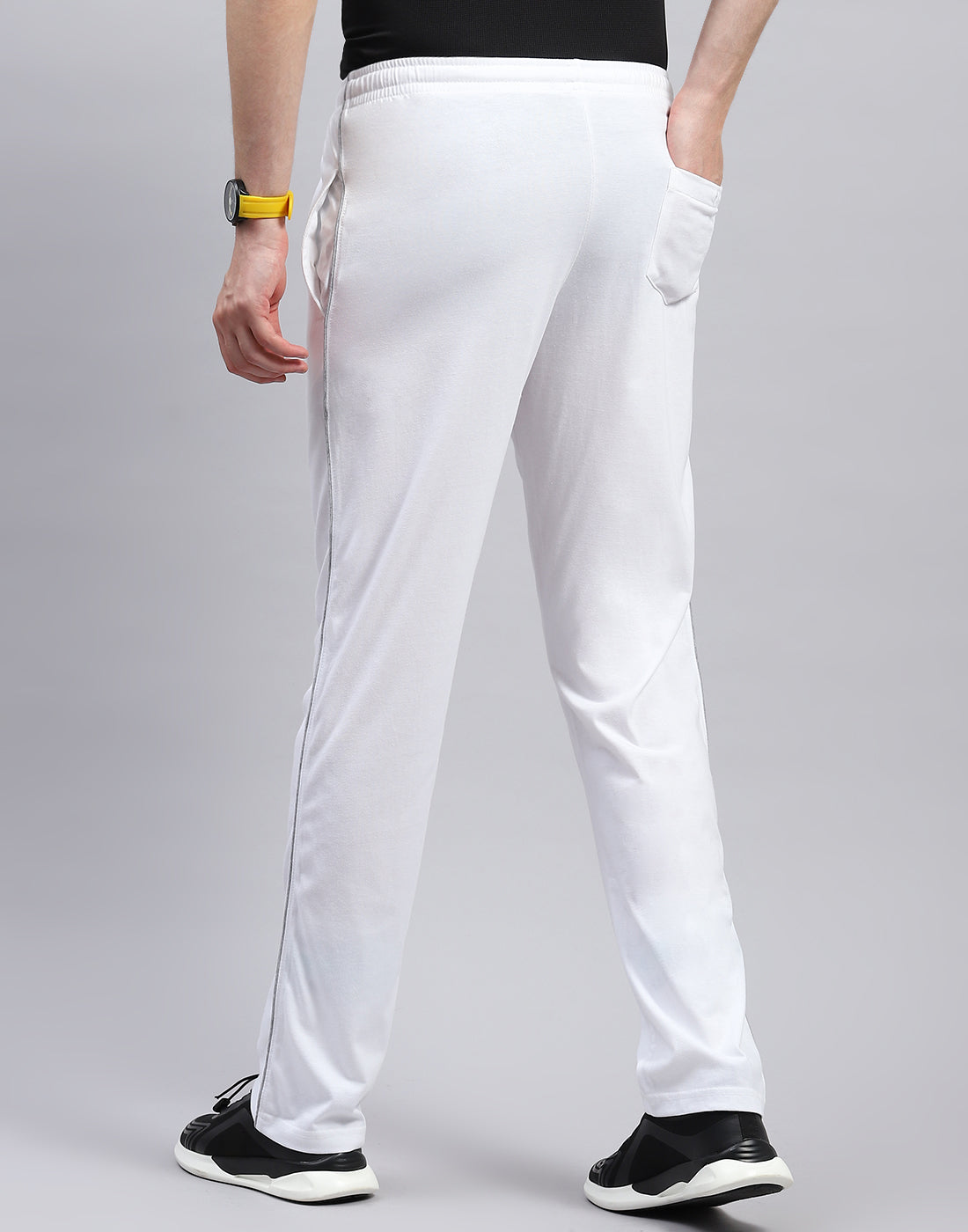Men White Solid Regular Fit Lower