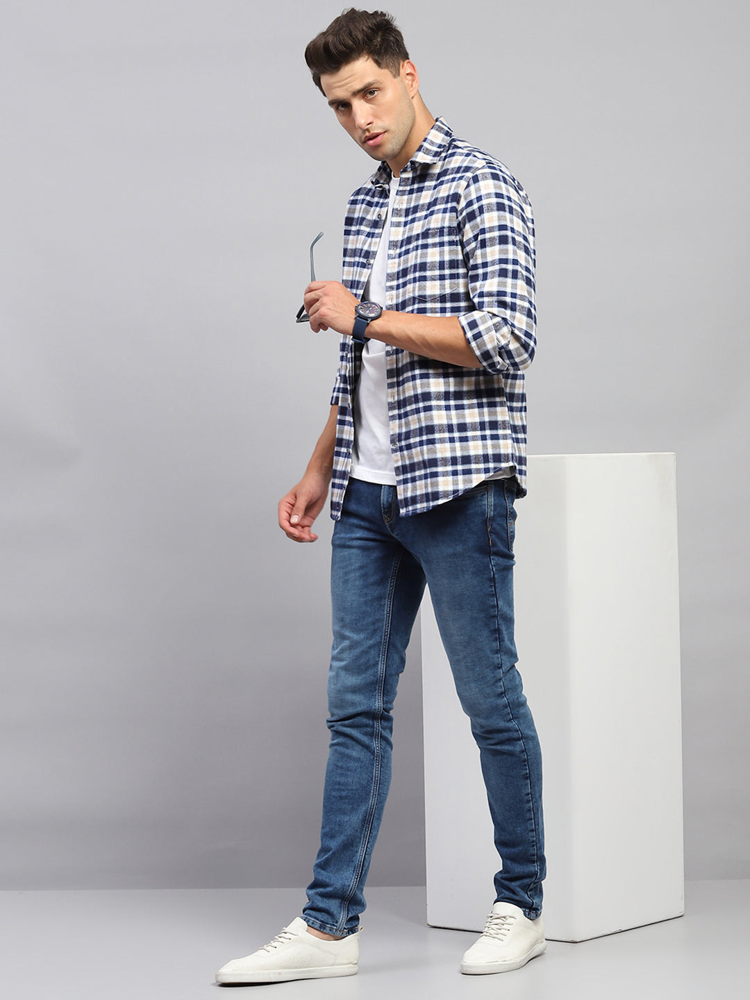 Men Navy Blue Check Collar Full Sleeve Shirt