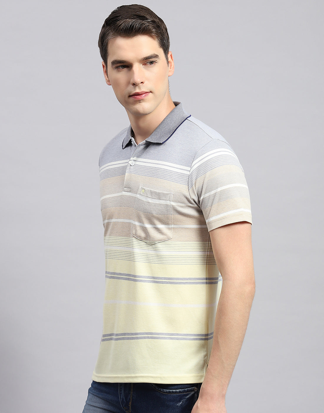 Men Yellow Stripe Collar Neck Half Sleeve T-Shirt