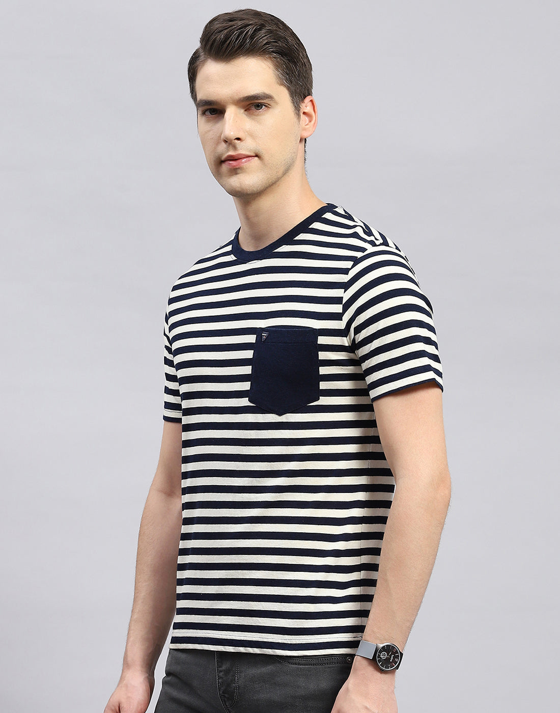 Men Navy Blue Stripe Round Neck Half Sleeve T-Shirt