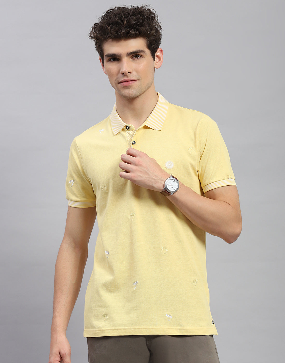 Men Yellow Solid Polo Collar Half Sleeve T-Shirt