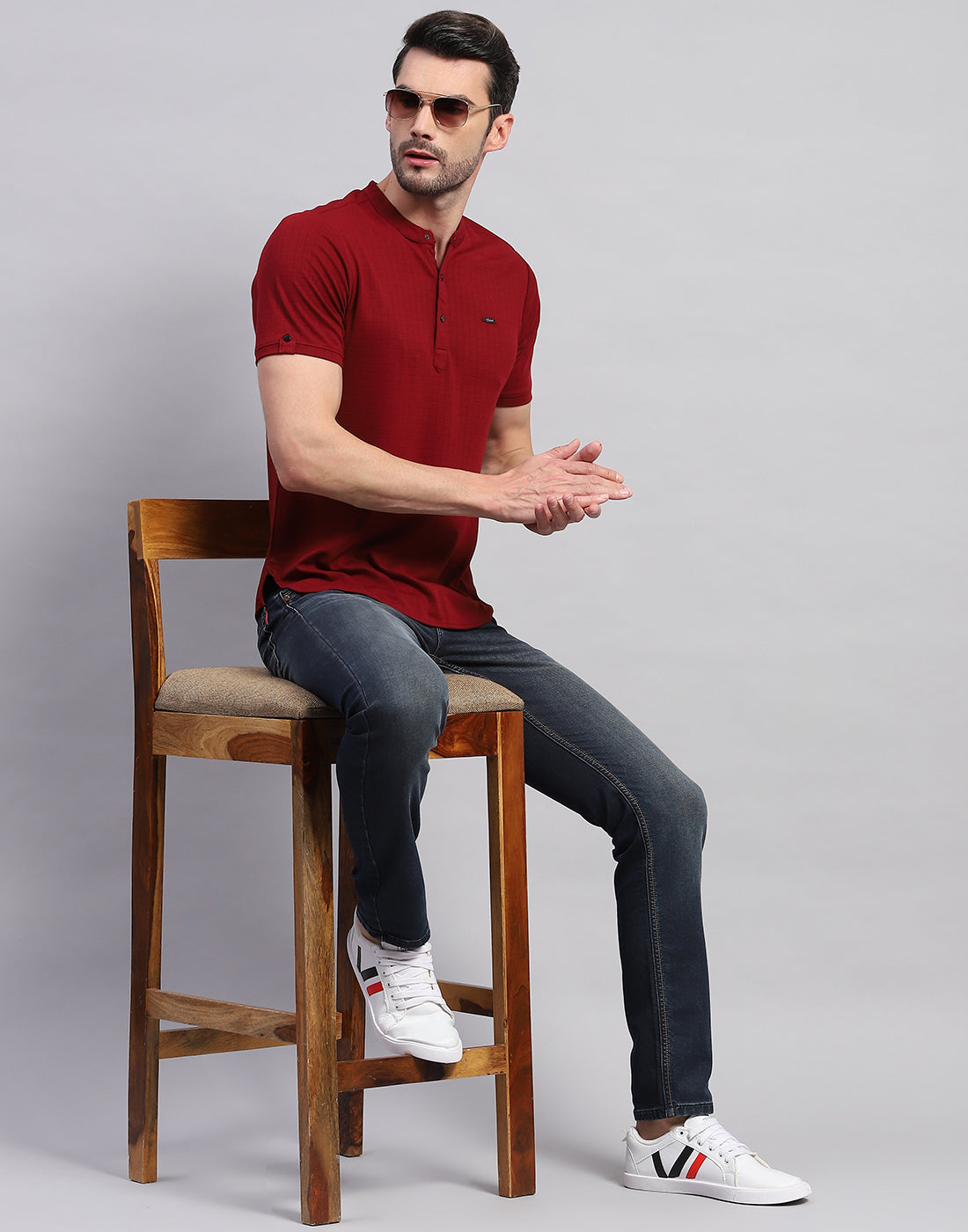 Men Maroon Solid Band Collar Half Sleeve T-Shirt