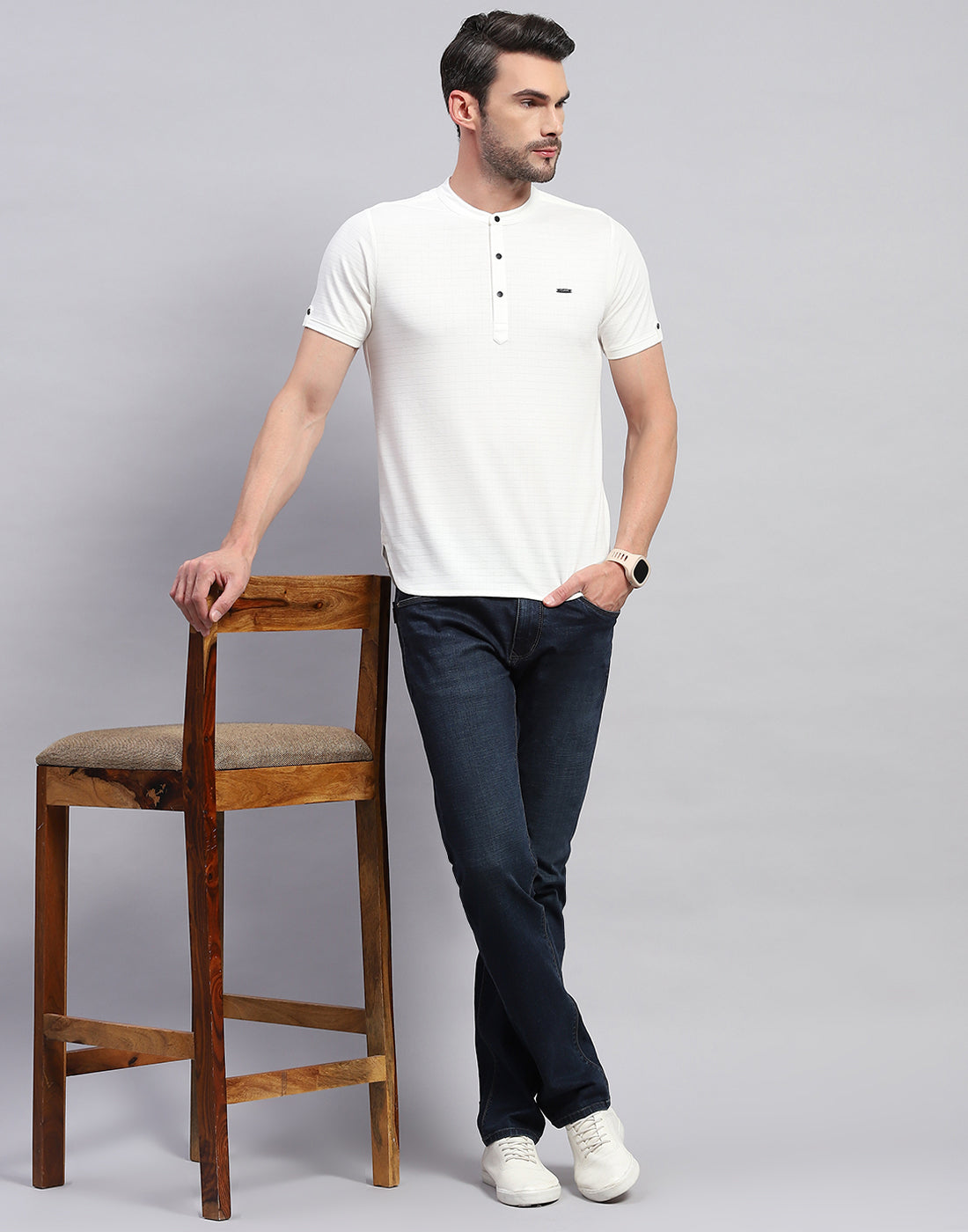 Men White Solid Band Collar Half Sleeve T-Shirt