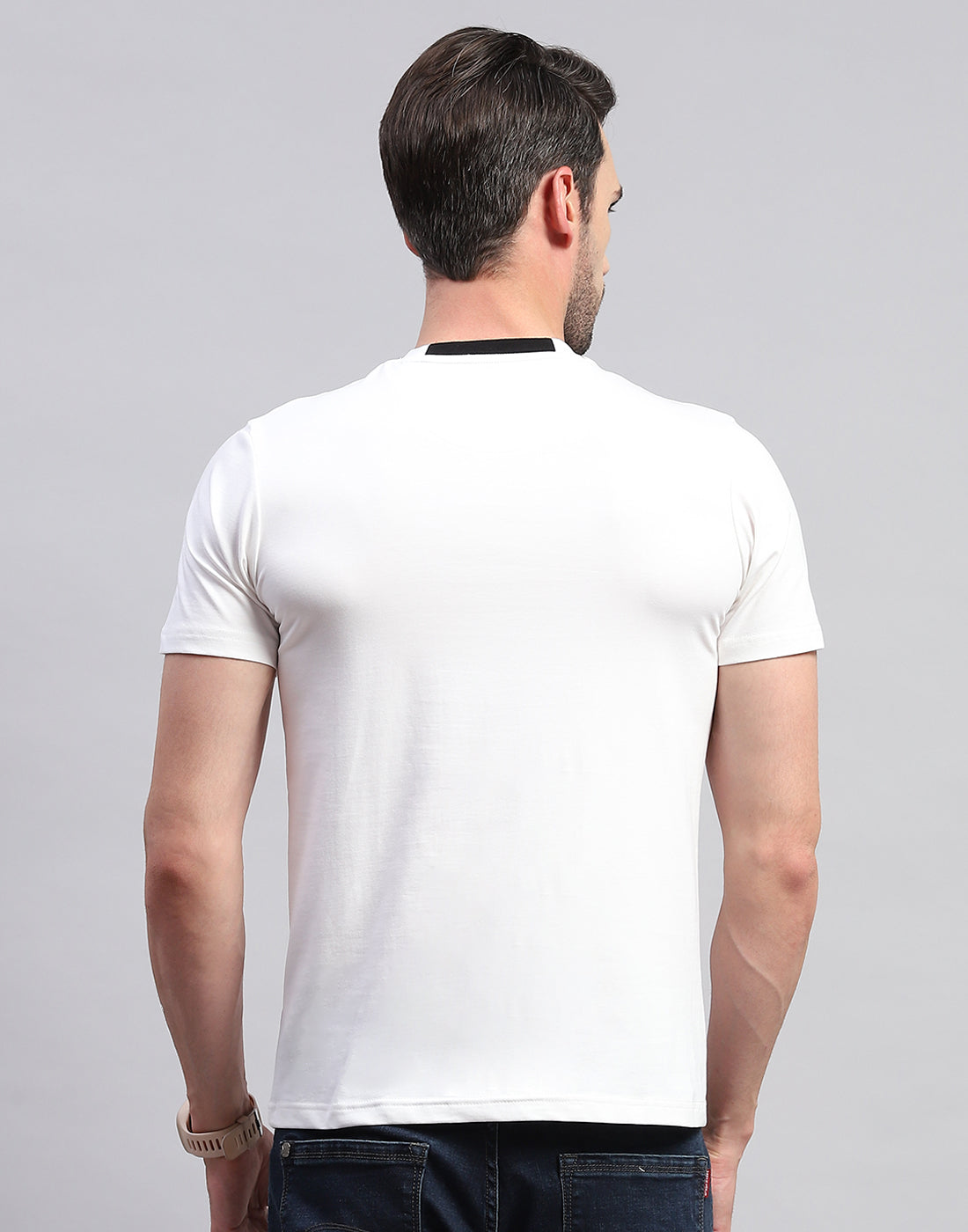 Men White Printed Round Neck Half Sleeve T-Shirt
