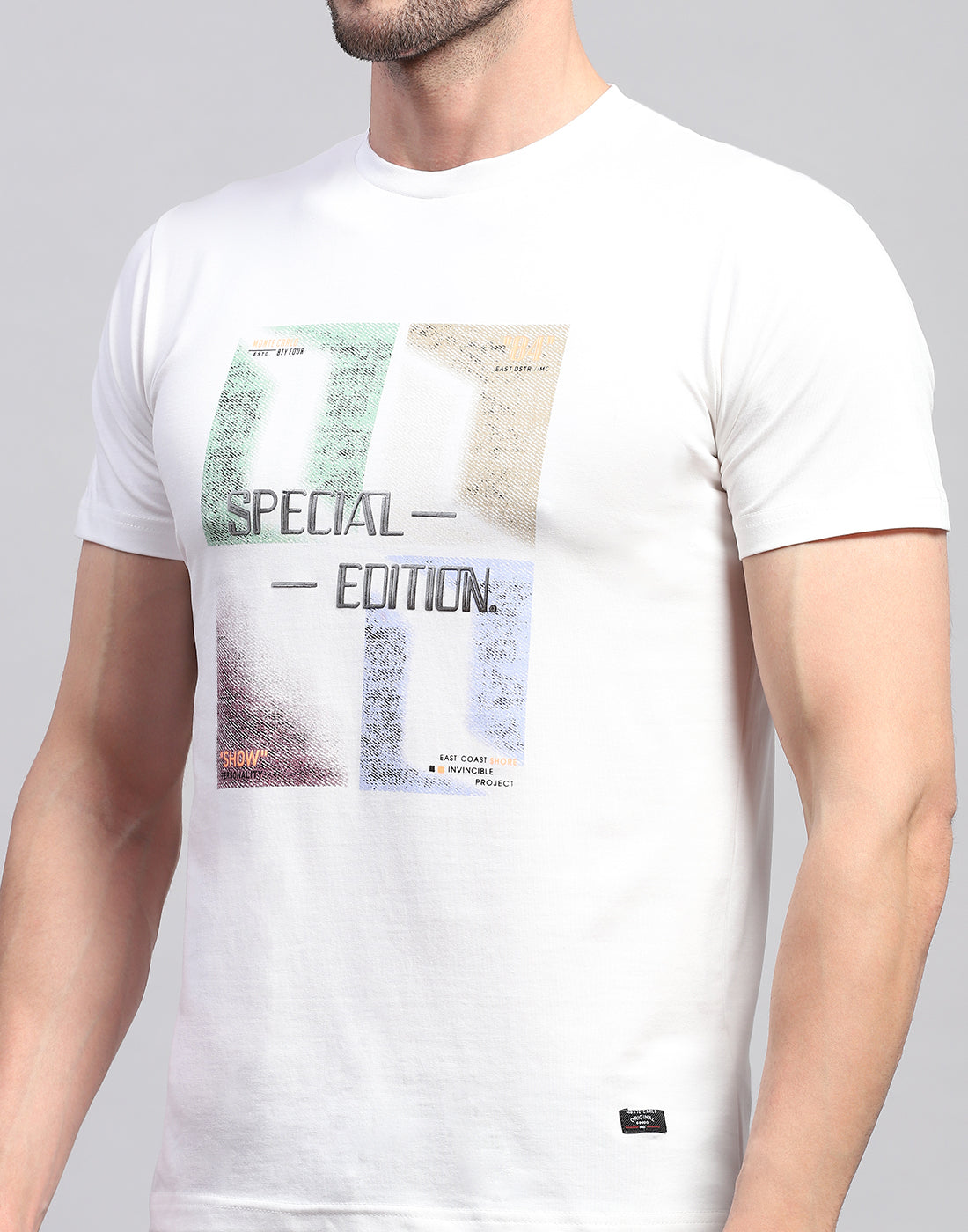 Men White Printed Round Neck Half Sleeve T-Shirt