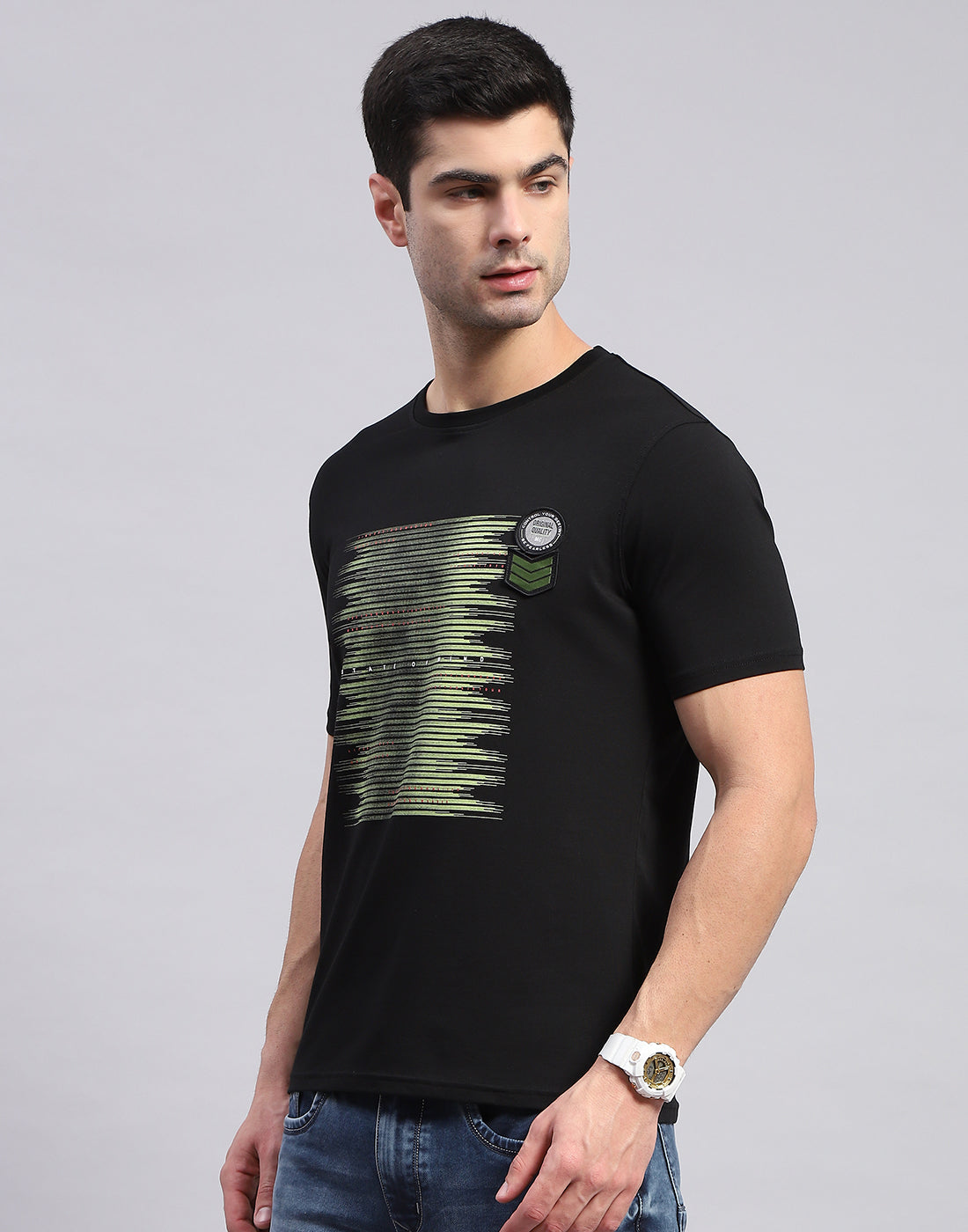 Men Black Printed Round Neck Half Sleeve T-Shirt