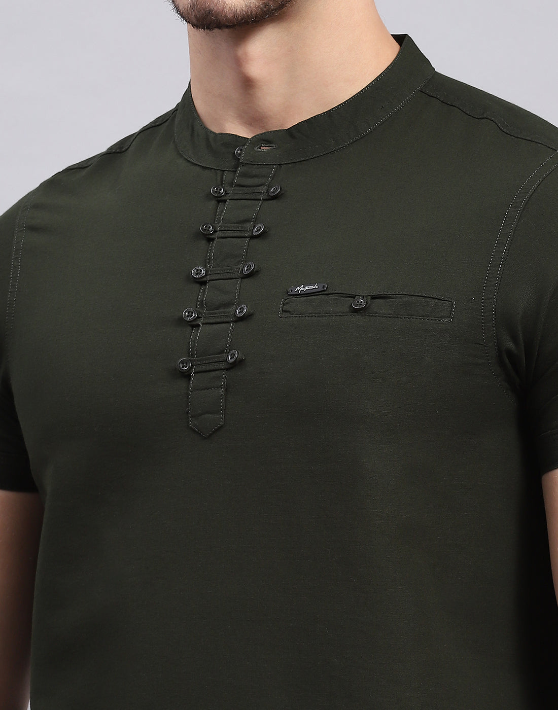 Men Olive Solid Mandarin Collar Half Sleeve T-Shirt