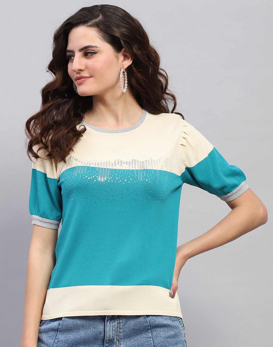 Women Cream Colourblocked Round Neck Half Sleeve Top