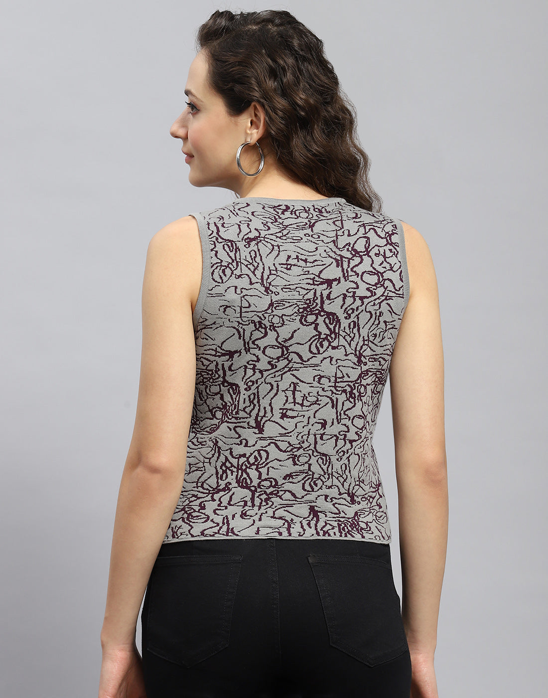 Women Grey Printed Round Neck Sleeveless Top