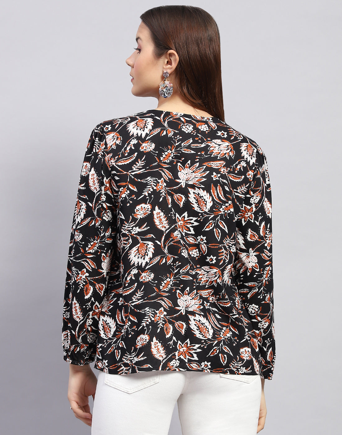 Women Black Floral Print V Neck 3/4 Sleeve Top