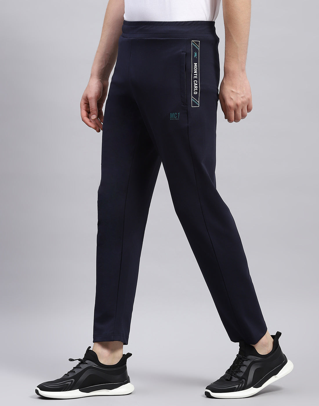 Men Navy Blue Solid Regular Fit Lower