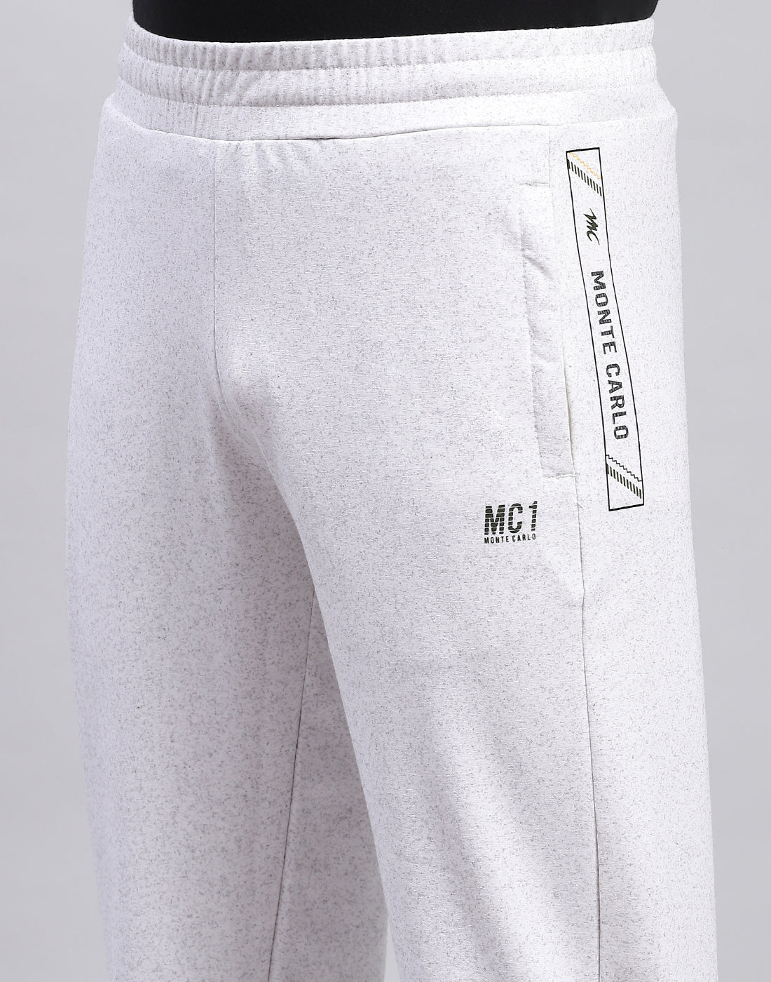 Men Off White Solid Regular Fit Lower