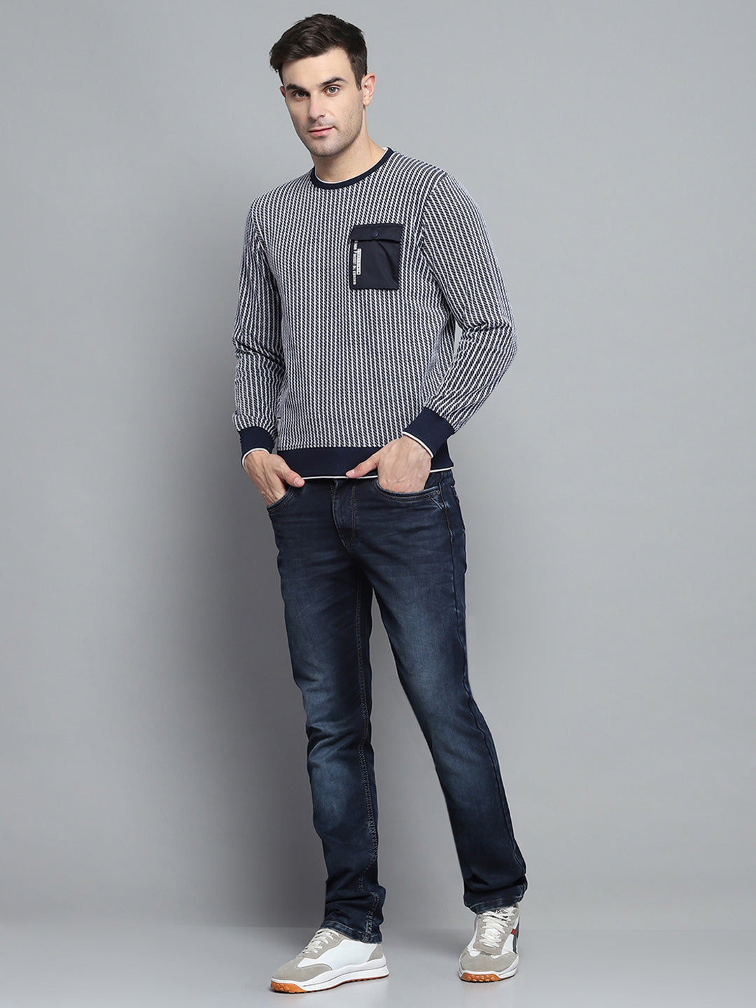 Men Navy Blue Printed Round Neck Full Sleeve Winter T-Shirt