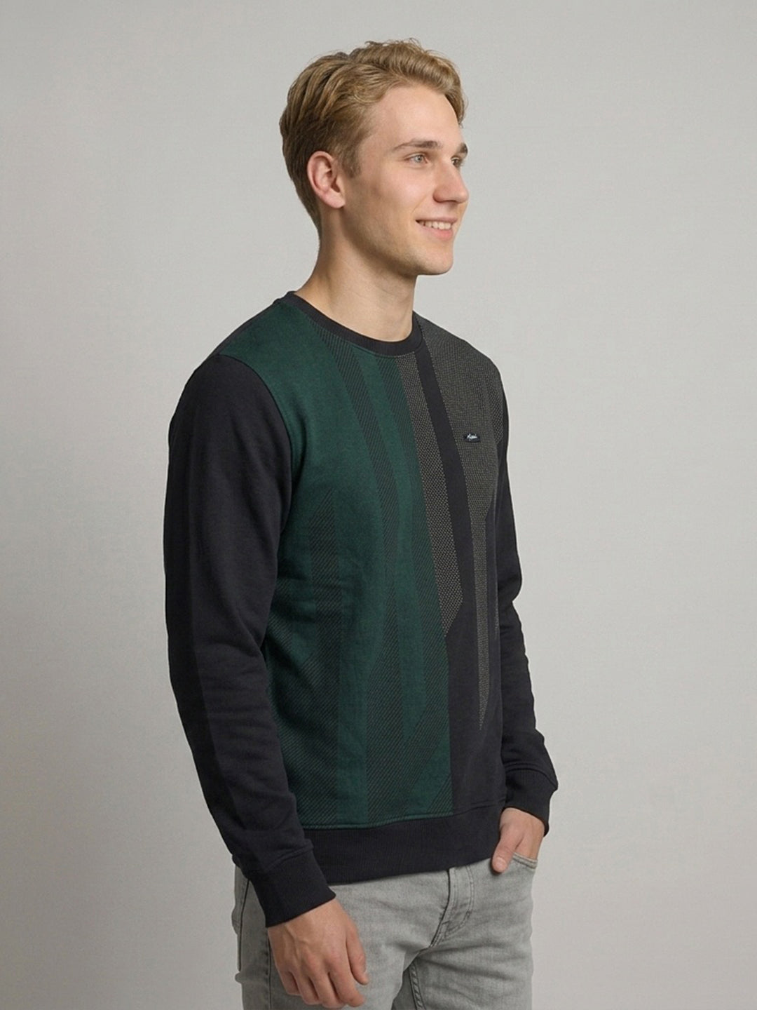 Men Black Printed Round Neck Full Sleeve Winter T-Shirt