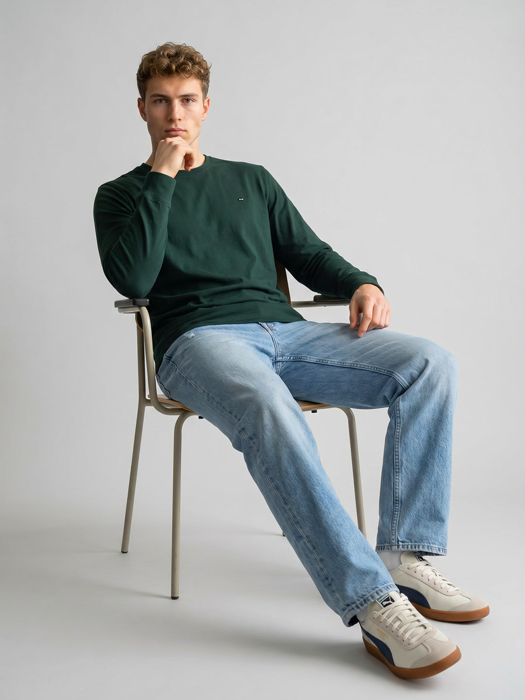 Men Green Solid Round Neck Full Sleeve T-Shirt