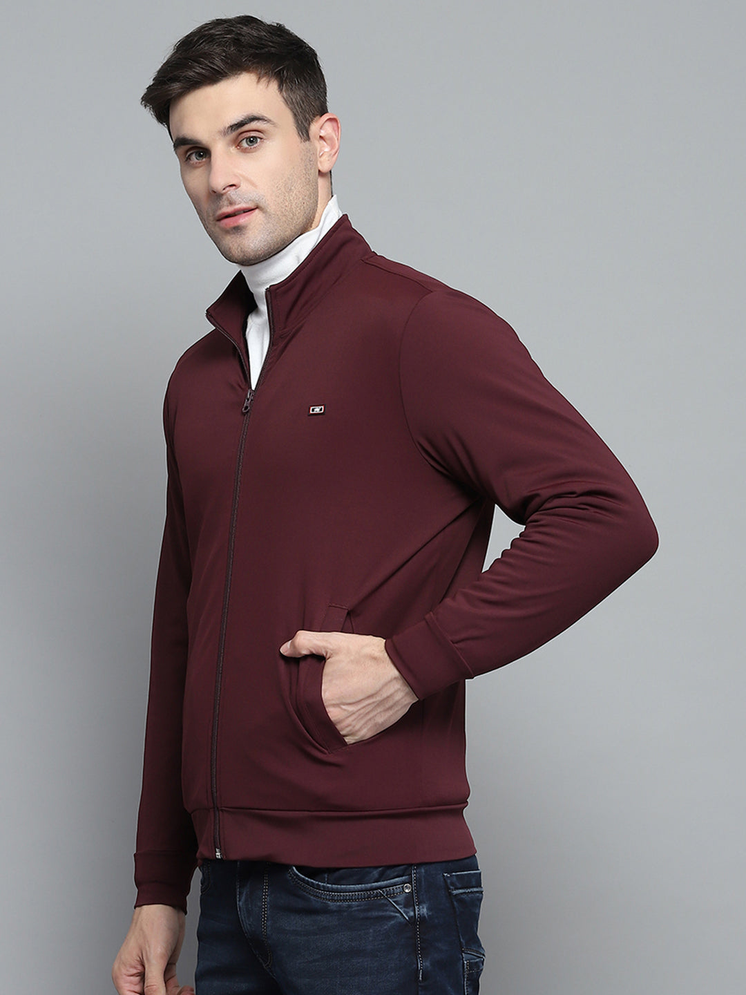 Men Maroon Solid Mock Neck Full Sleeve Winter T-Shirt