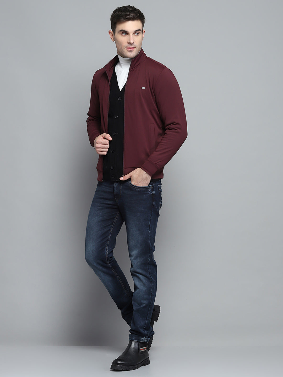 Men Maroon Solid Mock Neck Full Sleeve Winter T-Shirt