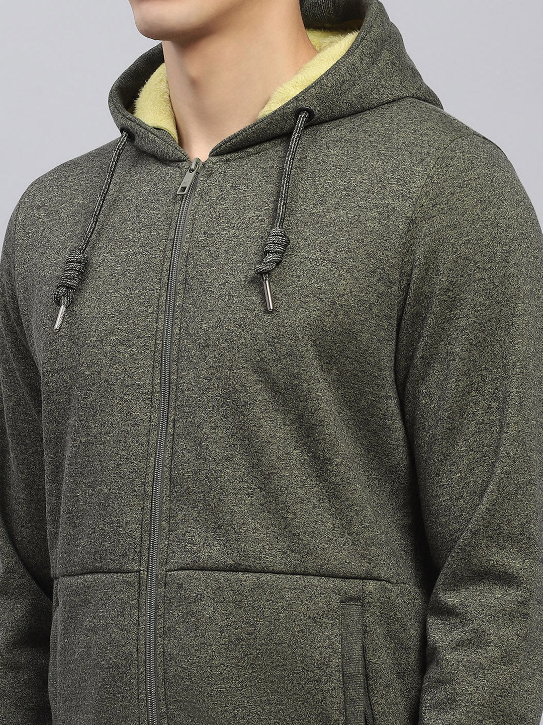 Men Green Solid Hooded Full Sleeve Sweatshirt