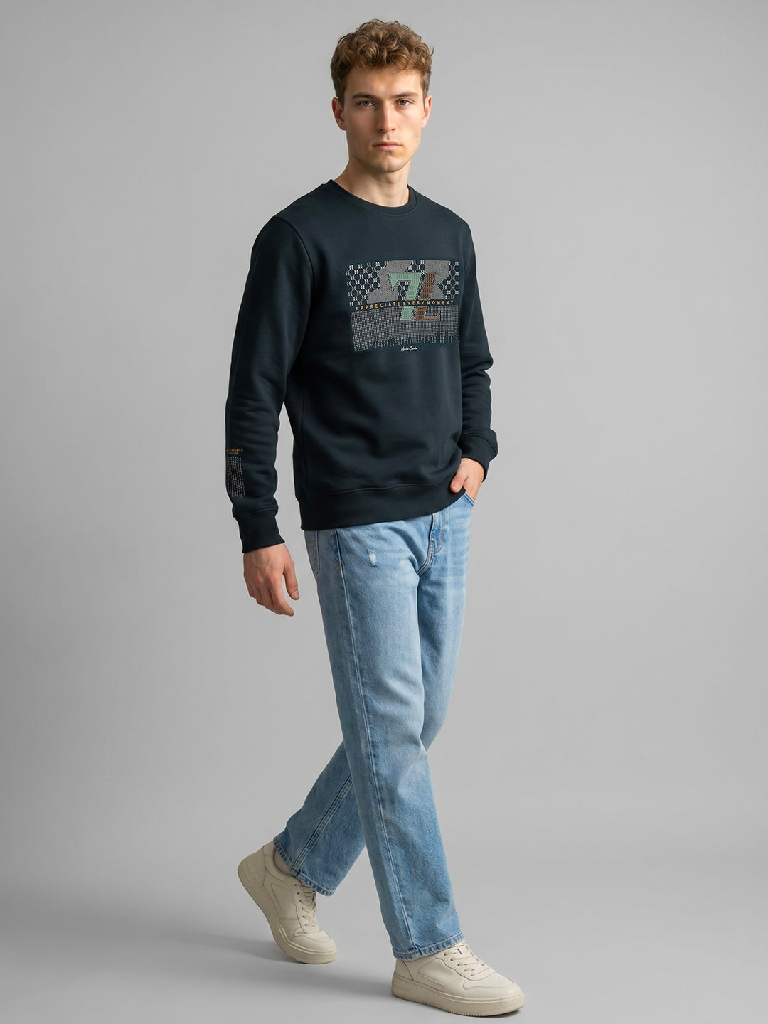 Men Navy Blue Printed Round Neck Full Sleeve Sweatshirt