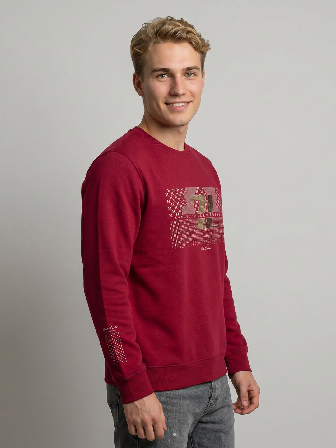 Men Red Printed Round Neck Full Sleeve Sweatshirt