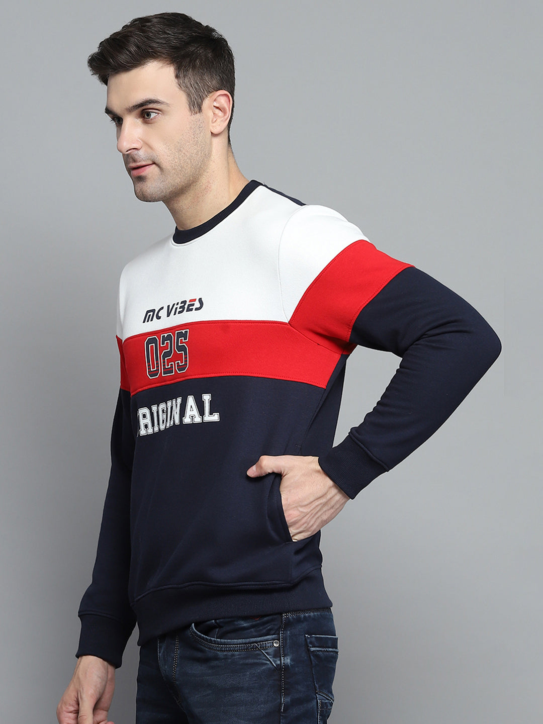Men Navy Blue Printed Round Neck Full Sleeve Sweatshirt