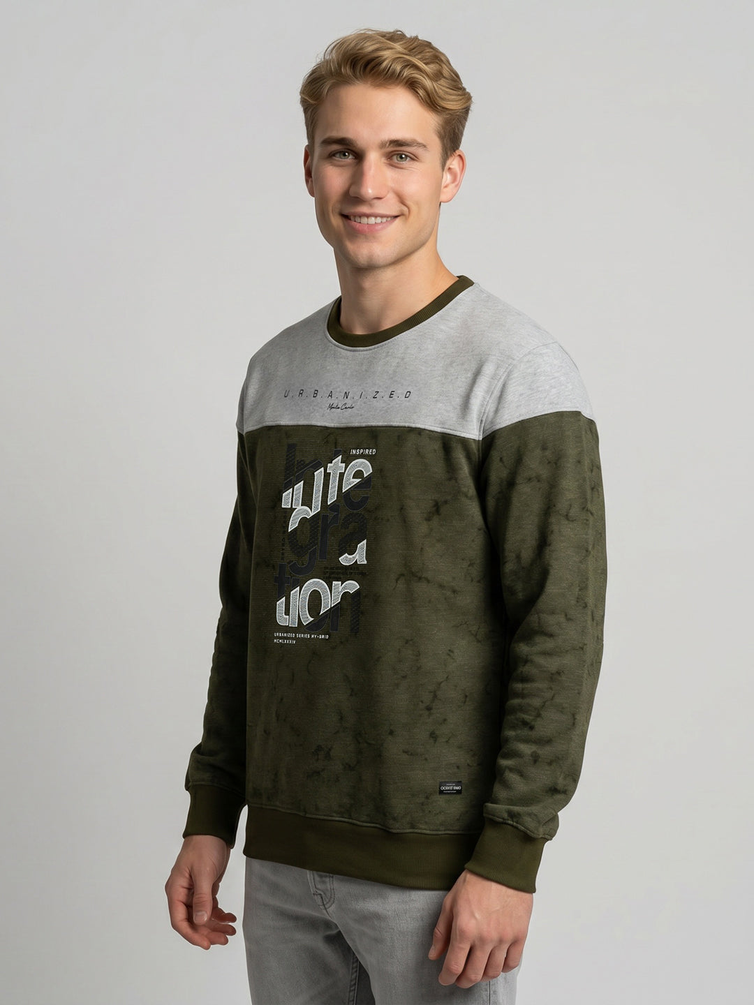 Men Olive Printed Round Neck Full Sleeve Sweatshirt