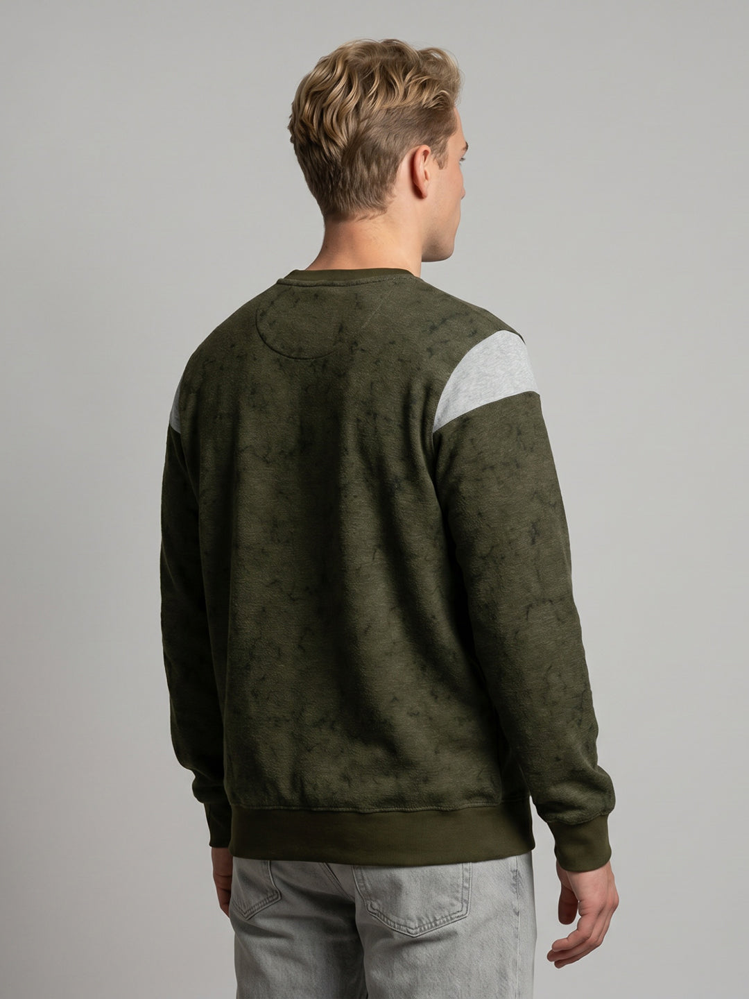 Men Olive Printed Round Neck Full Sleeve Sweatshirt