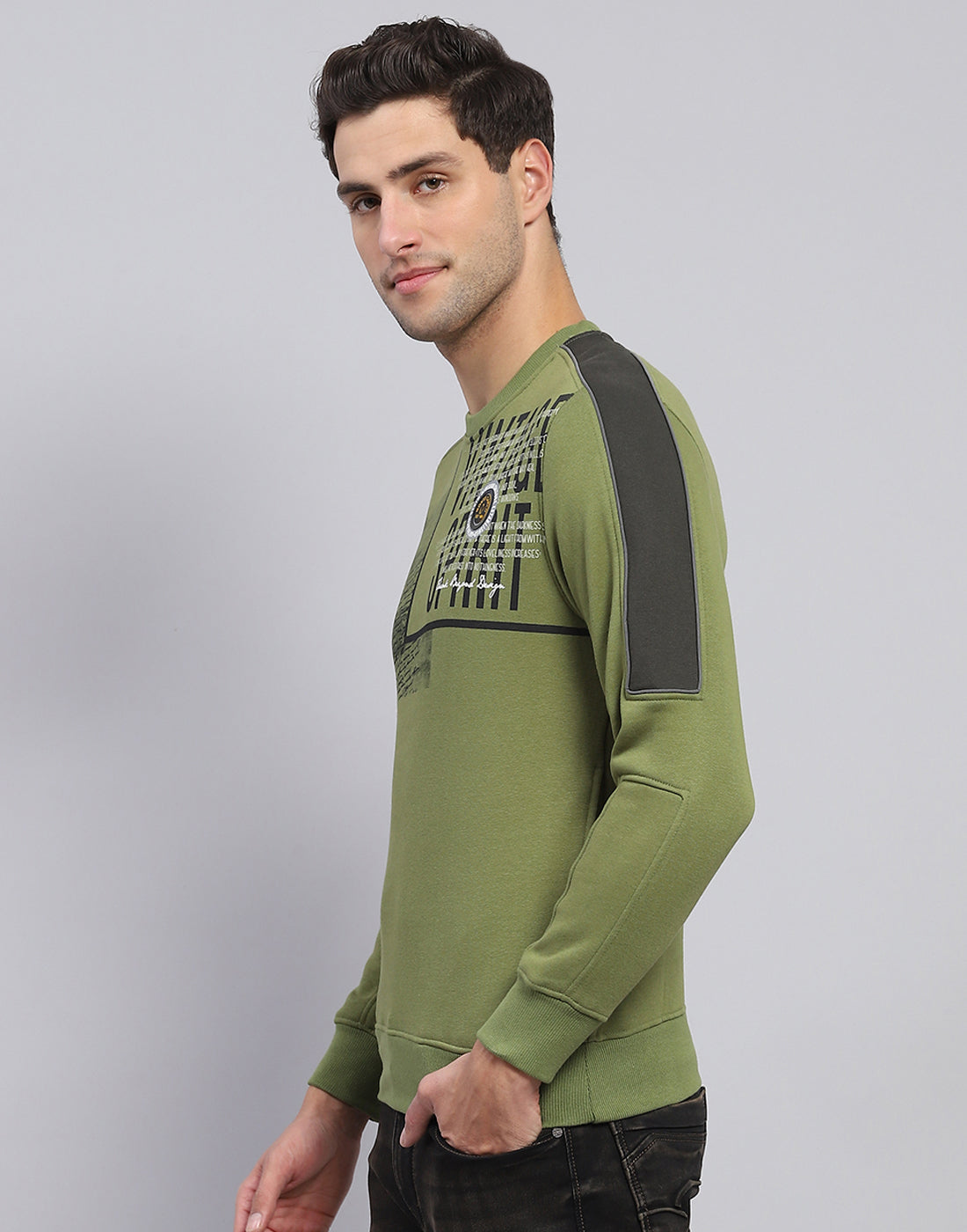 Men Green Printed Round Neck Full Sleeve Sweatshirt