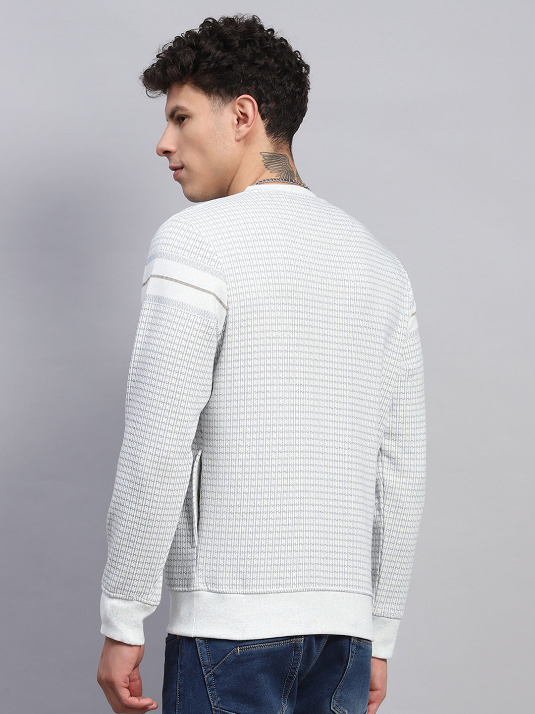 Men Sky Blue Printed Round Neck Full Sleeve Sweatshirt