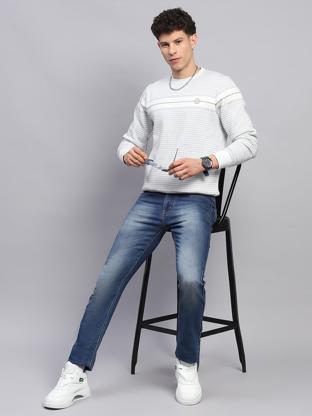 Men Sky Blue Printed Round Neck Full Sleeve Sweatshirt