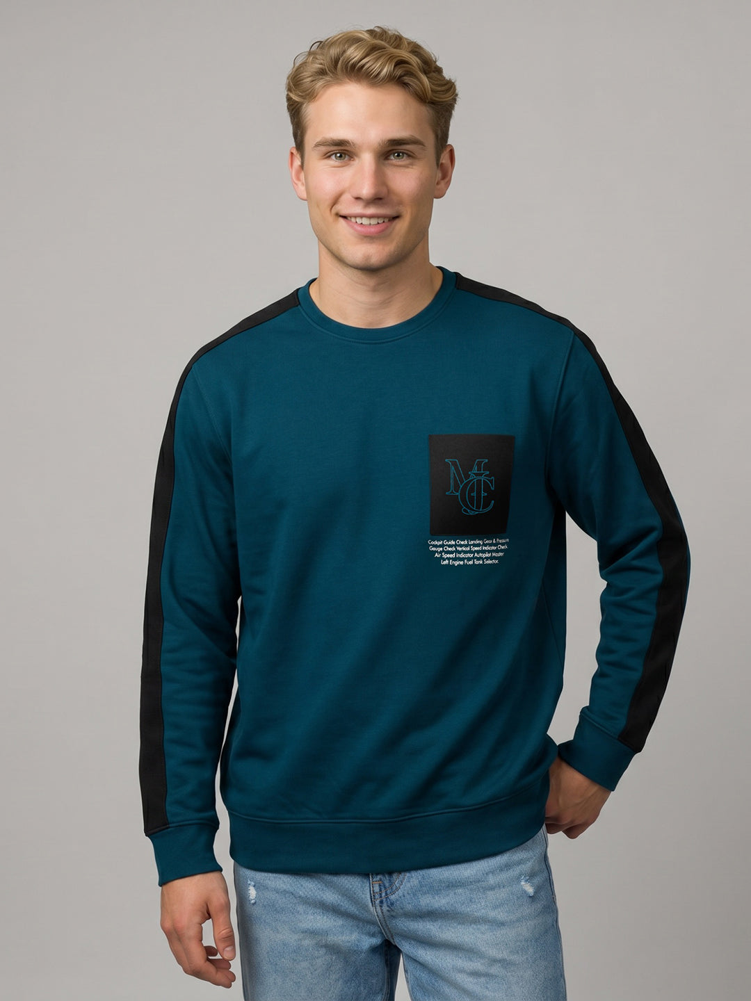 Men Blue Printed Round Neck Full Sleeve Sweatshirt