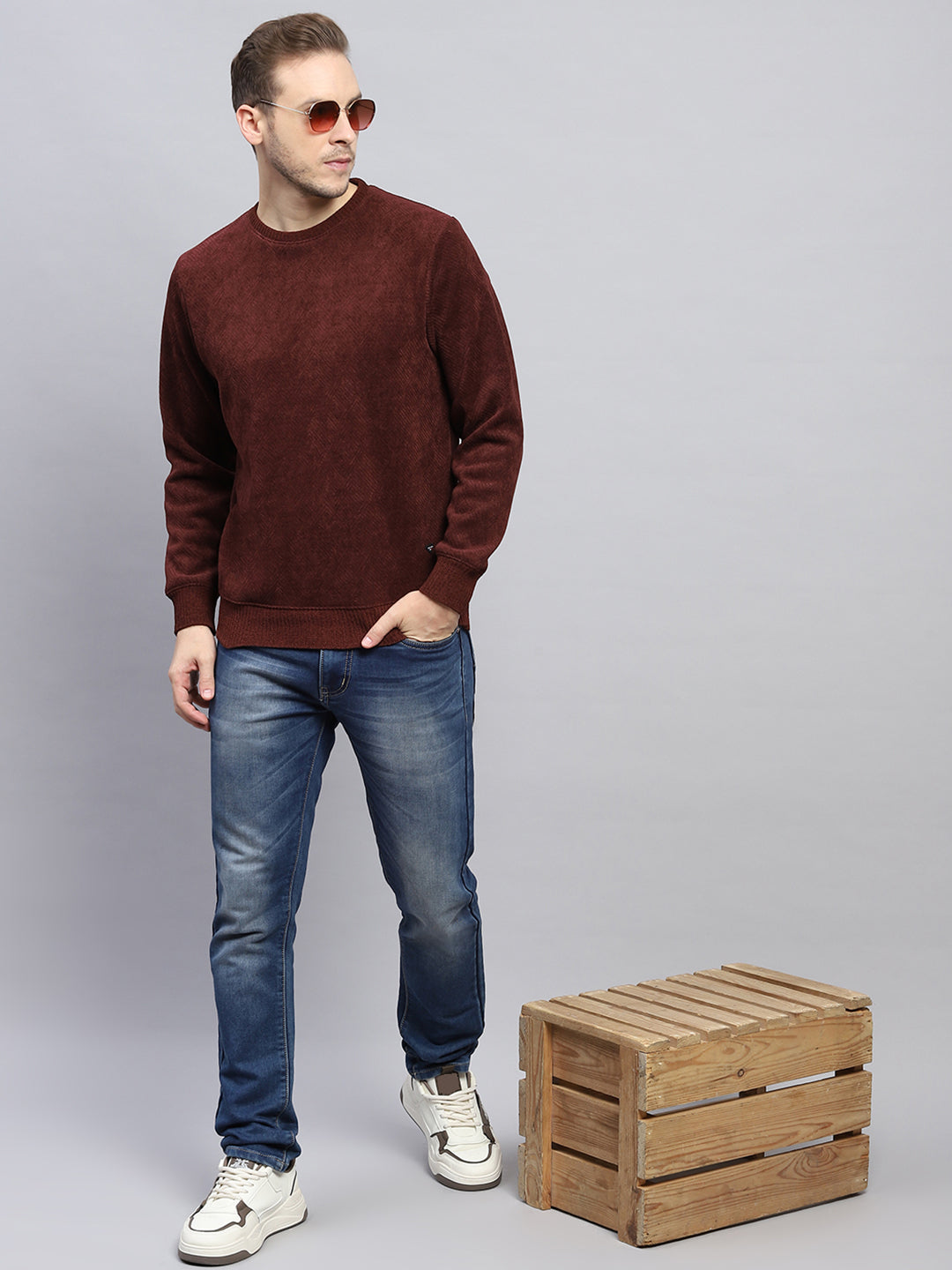 Men Rust Solid Round Neck Full Sleeve Sweatshirt
