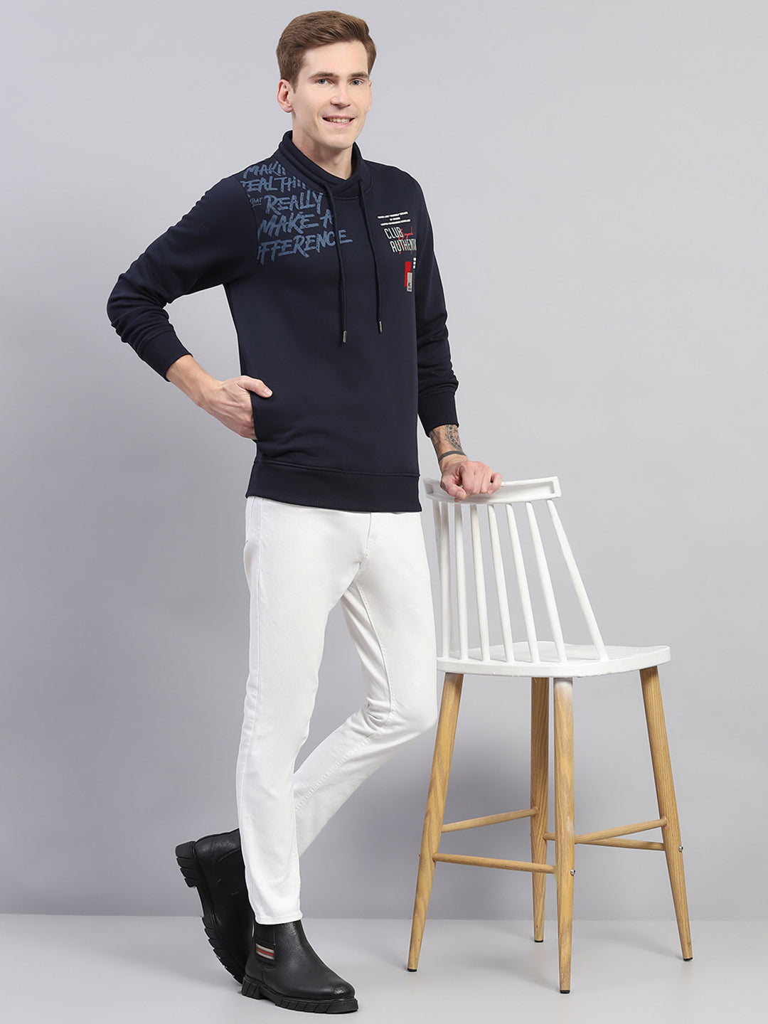 Men Blue Printed Fashion Neck Full Sleeve Sweatshirt
