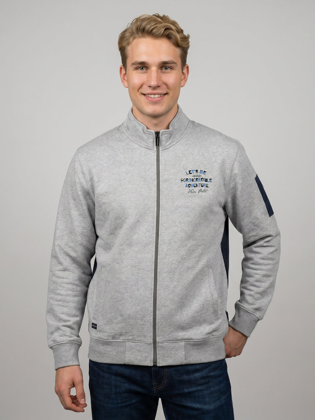 Men Grey Back Printed Collar Full Sleeve Sweatshirt