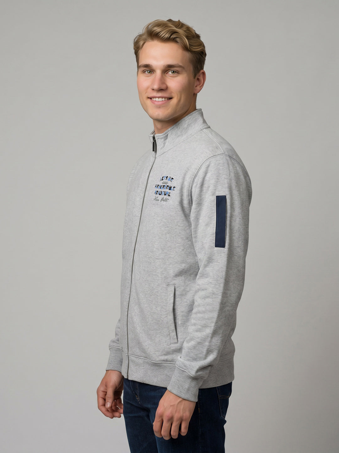 Men Grey Back Printed Collar Full Sleeve Sweatshirt
