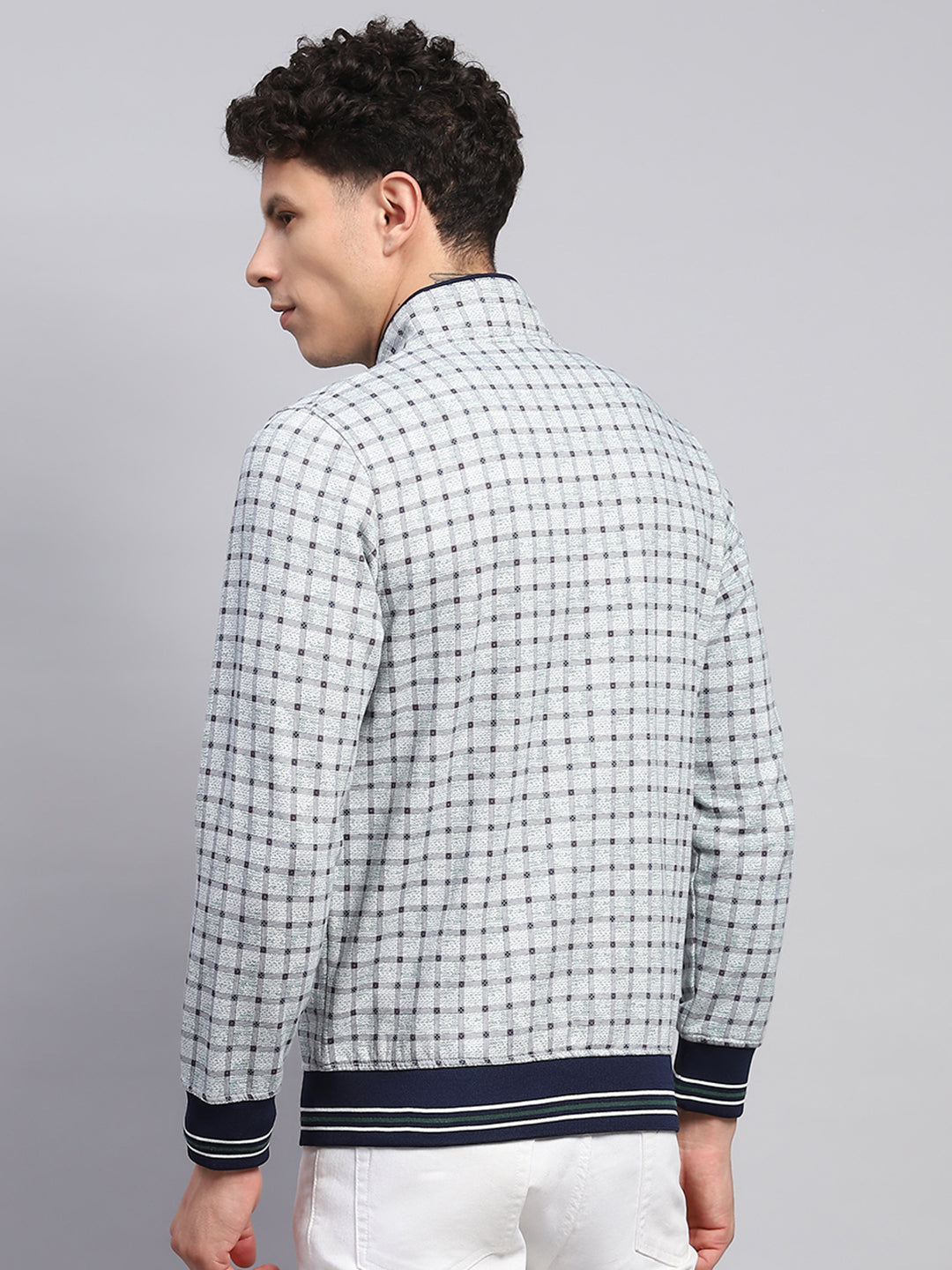 Men Grey Printed Turtle Neck Full Sleeve Sweatshirt