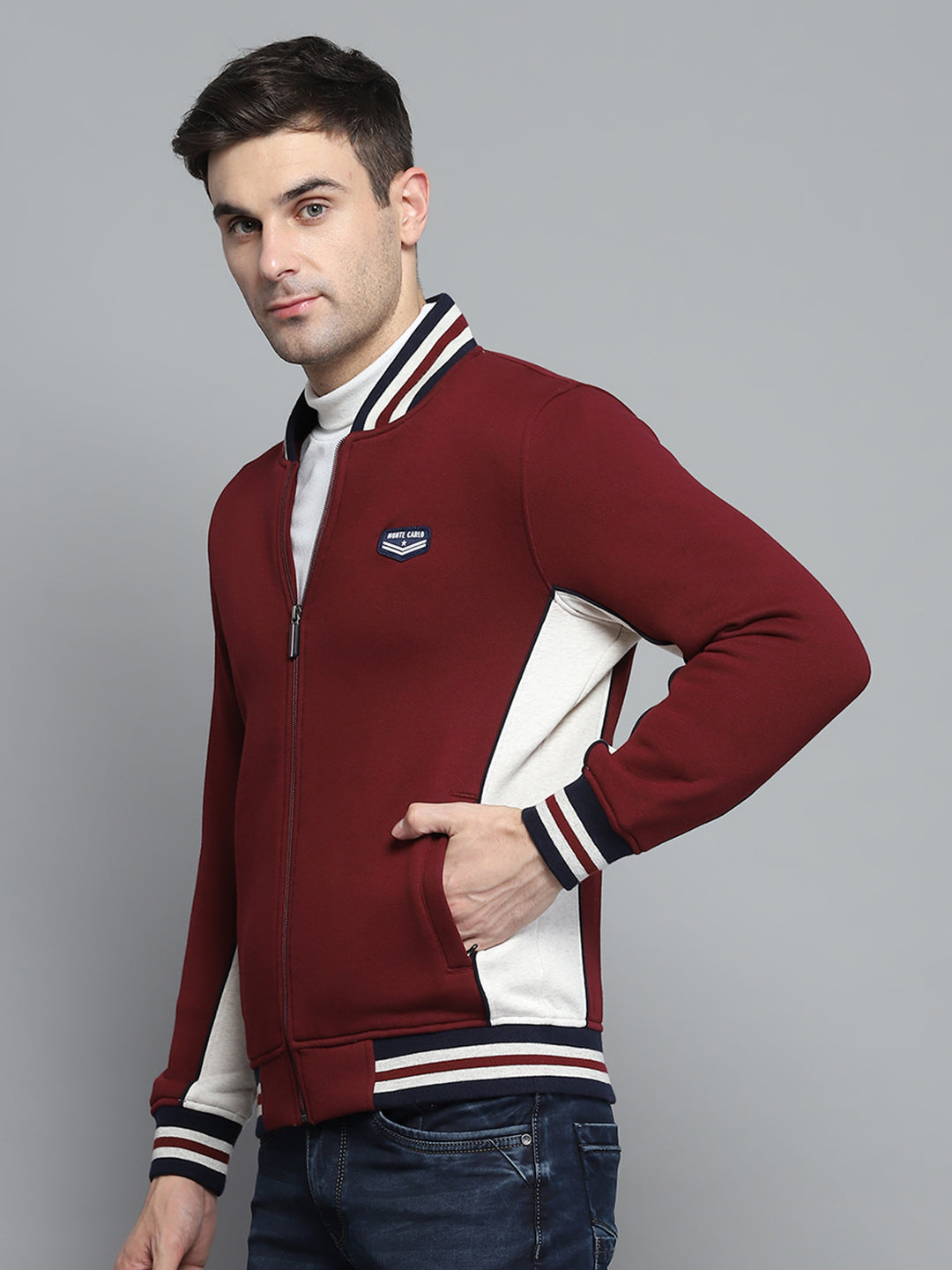 Men Maroon Printed Collar Full Sleeve Sweatshirt