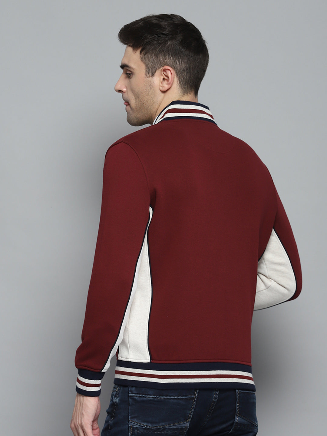 Men Maroon Printed Collar Full Sleeve Sweatshirt