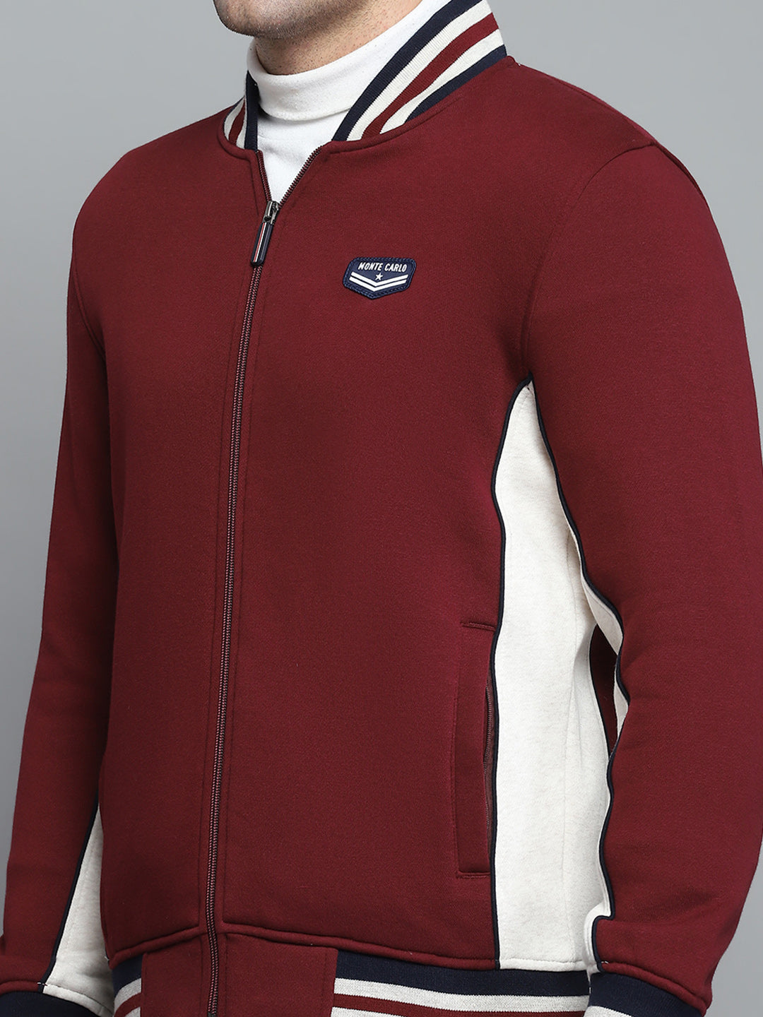 Men Maroon Printed Collar Full Sleeve Sweatshirt