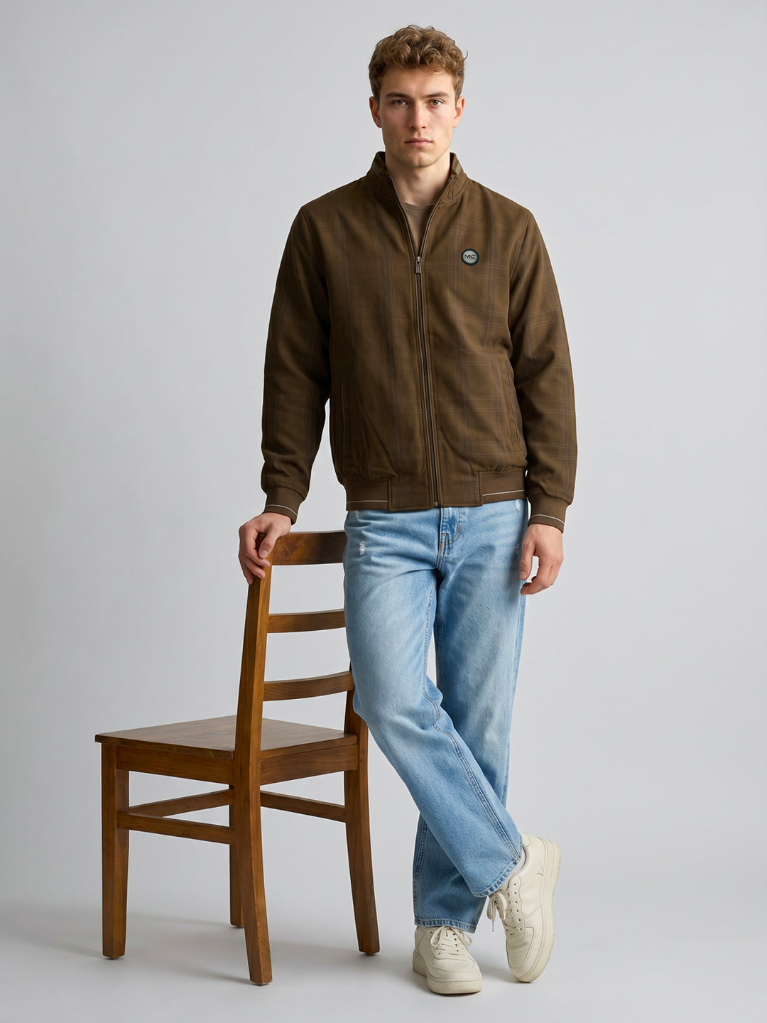 Men Brown Solid Turtle Neck Full Sleeve Sweatshirt