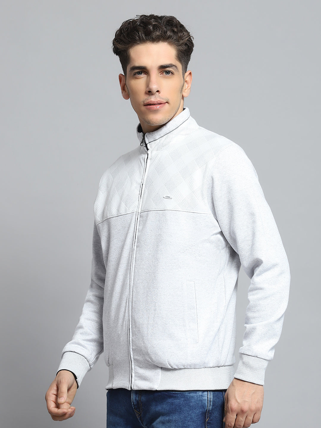 Men Off White Printed Mock Neck Full Sleeve Knitted Reversible Jacket