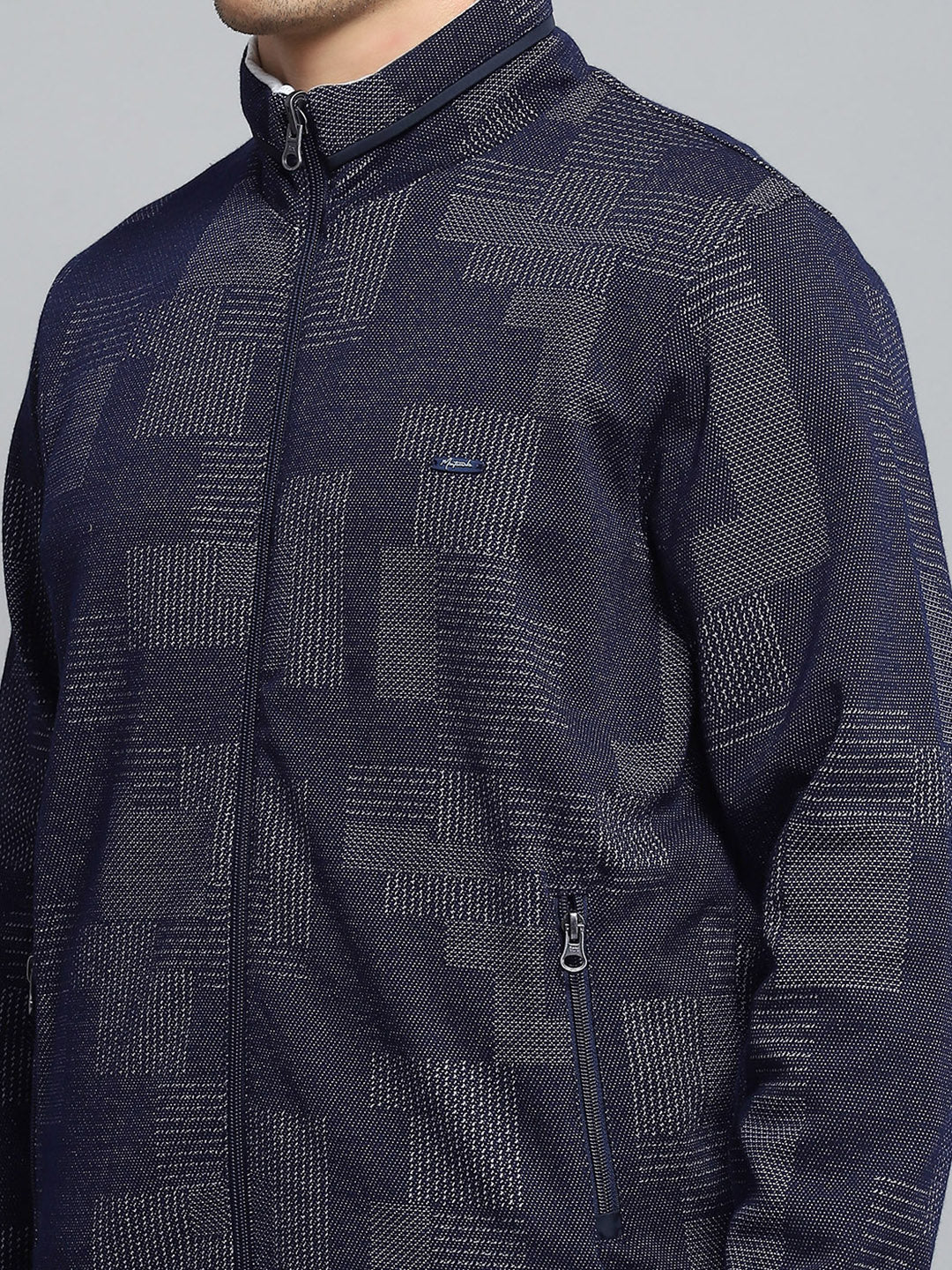 Men Off White Printed Mock Neck Full Sleeve Knitted Reversible Jacket