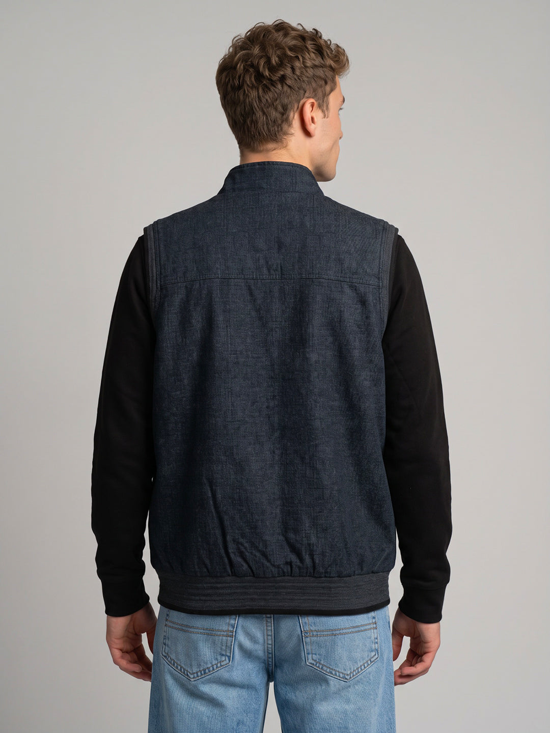 Men Grey Melange Turtle Neck Sleeveless Reversible Knitted Jacket